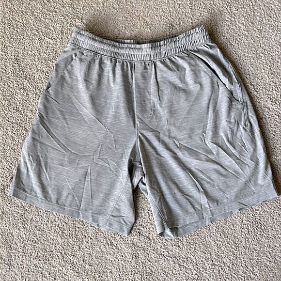 Lululemon Men’s Lined Pace Breaker Shorts! - Picture 1 of 8